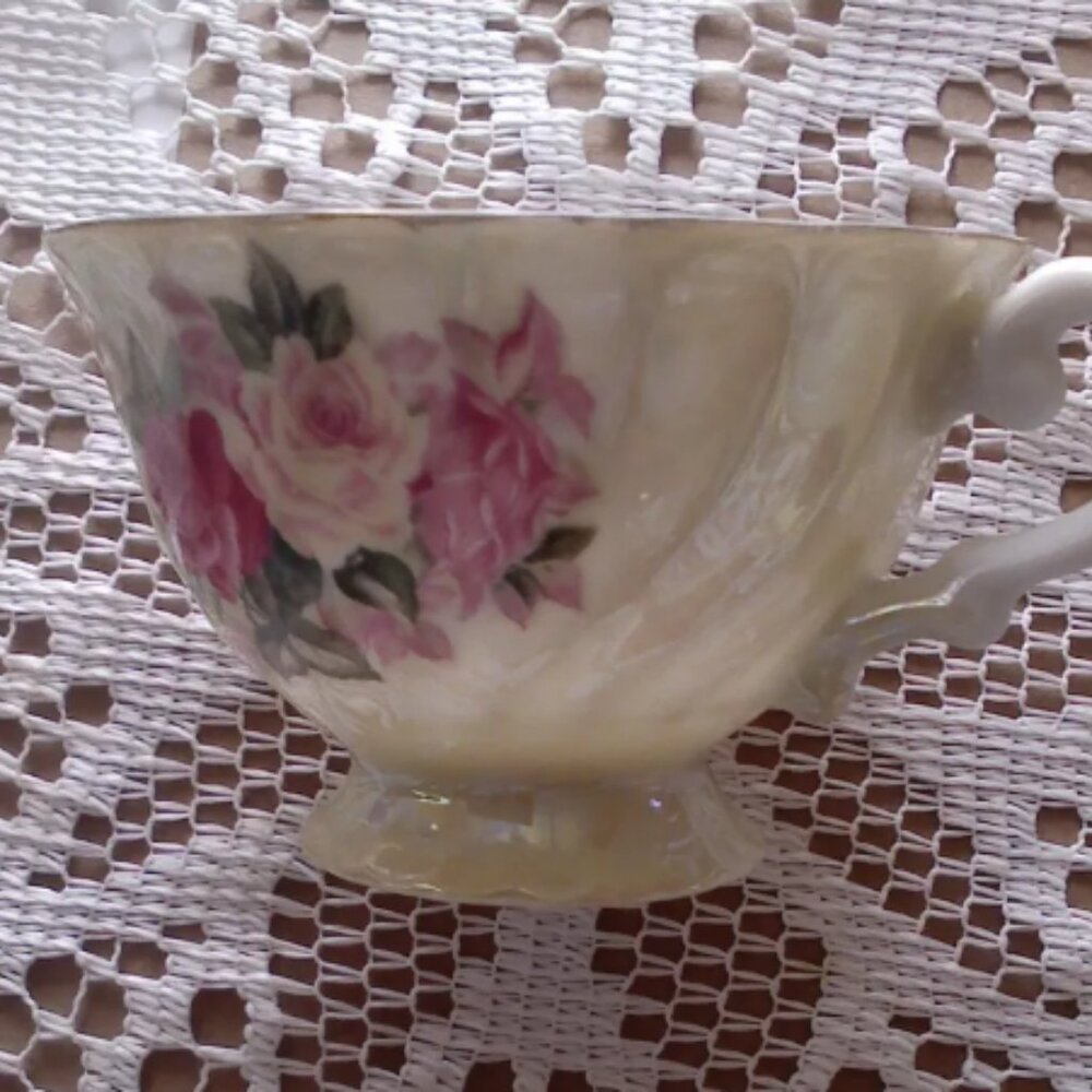Teacup Made In Japan - Picture 3 of 6